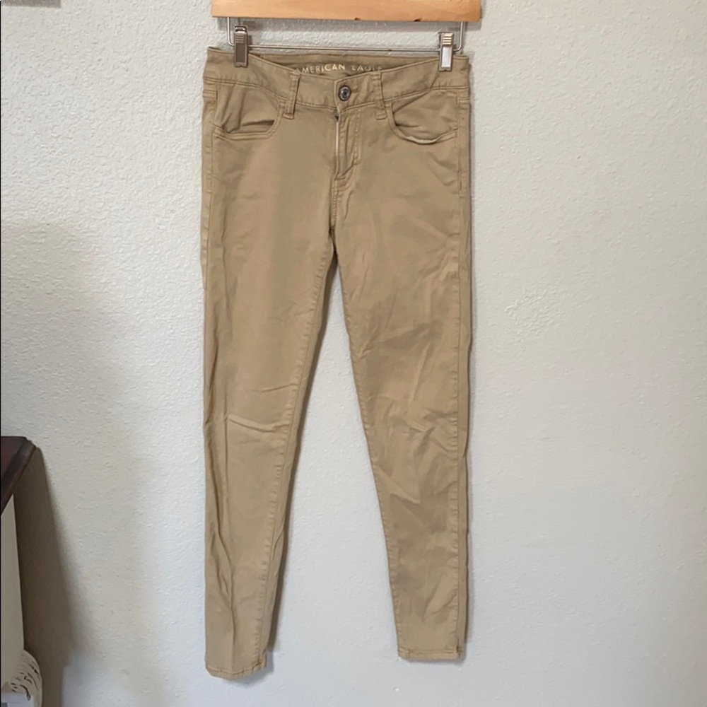 American Eagle Soft Khaki Jegging